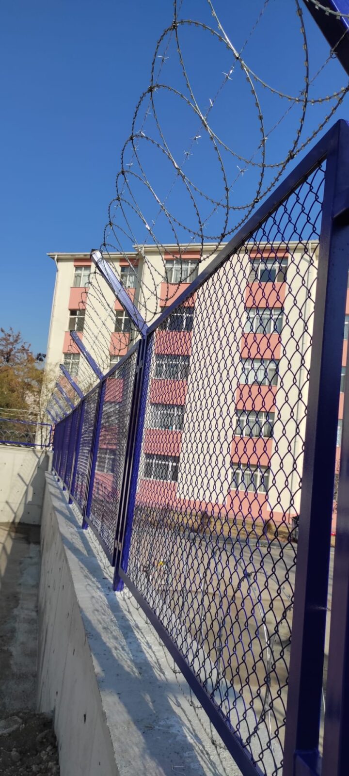 Ankara dikenli tel montajı