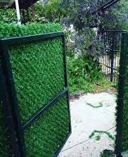 Çim çit kapı